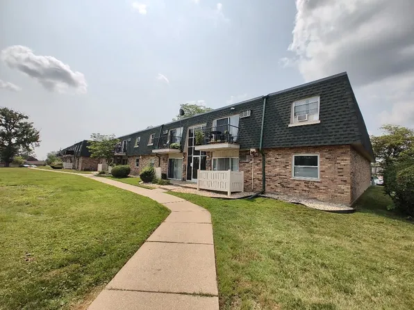 8435 W 99th Ter #35-301, Palos Hills, IL 60465