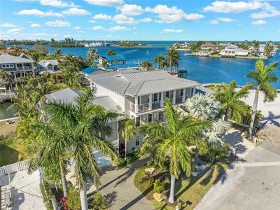 528 72nd St, Holmes Beach, FL, 34217