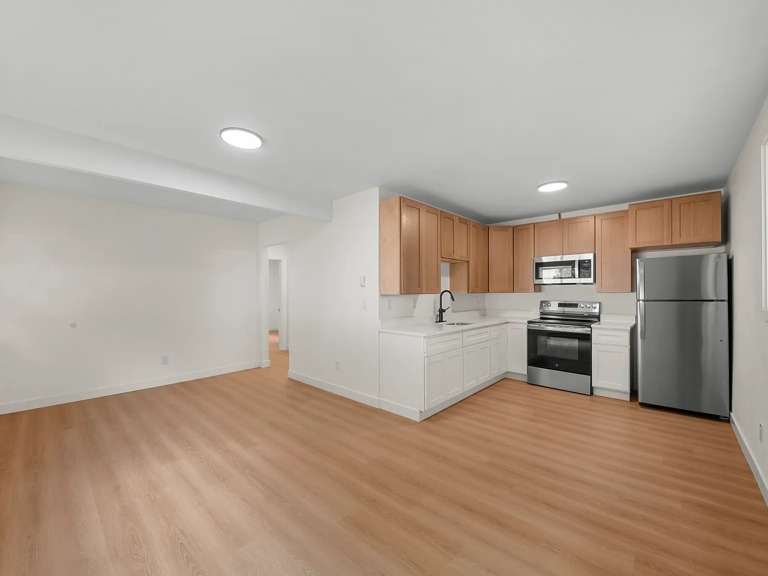 2 bed, $1,950 — Photo 4