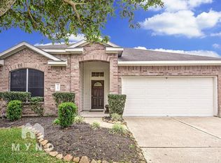 3202 Black Ln, Pearland, TX 77584