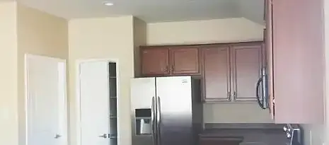 136 Meadow Crest Dr — Photo 9