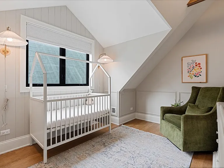 3247 N Central Park Ave #2 — Photo 25