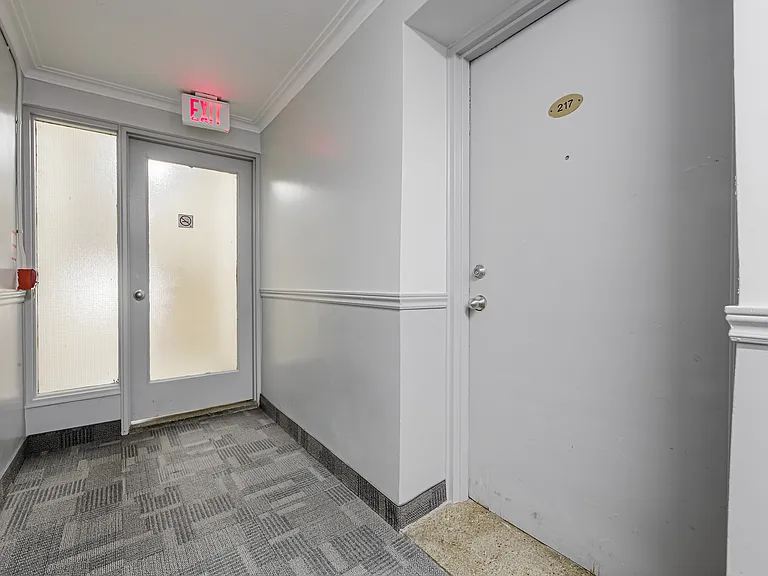 130 Jameson Ave — Photo 17