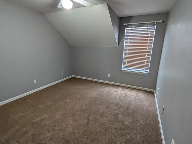 275 Timber Ridge Dr — Photo 15