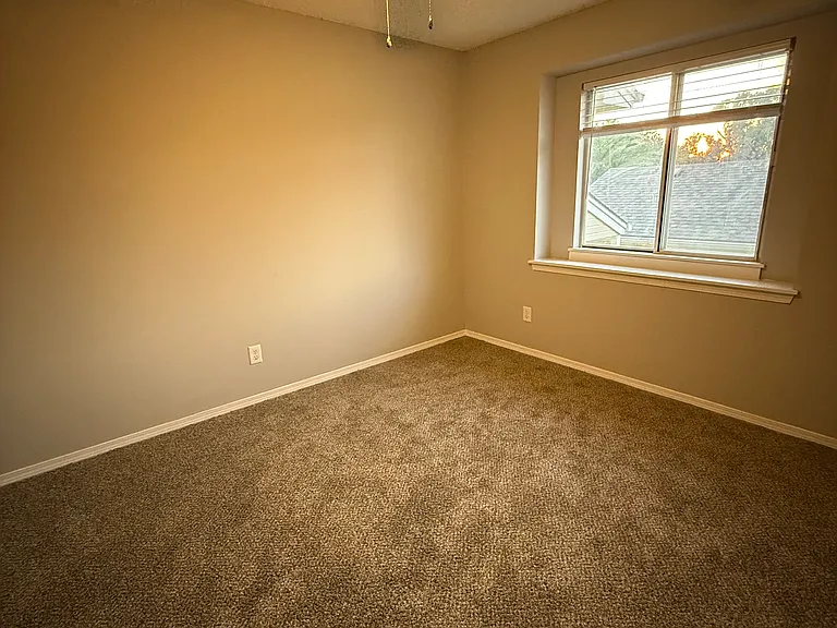 5504 S Gold St #400 — Photo 15