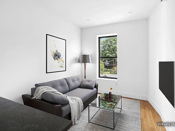 3rd image of 329 Cornelia St #2R