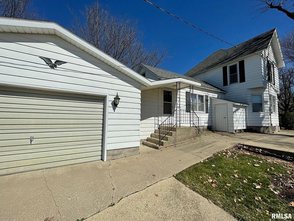 307 Western St, Lost Nation, IA 52254 Zillow