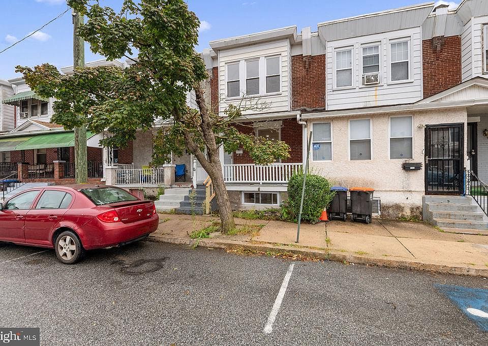 1st image of 1121 W 8th St