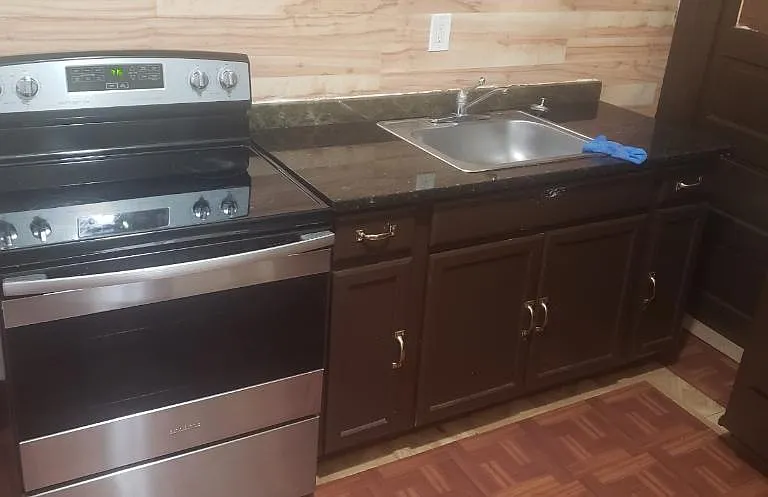 271 Sargeant St #1 — Photo 3