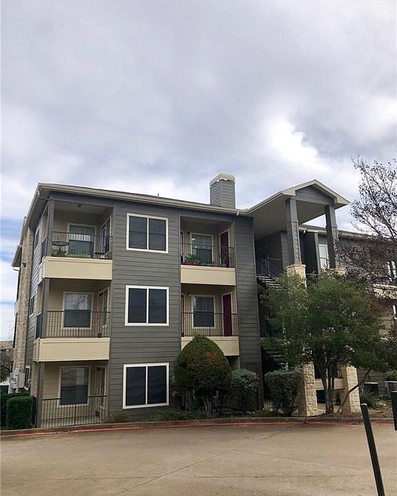1st image of 2320 Gracy Farms Ln APT 124