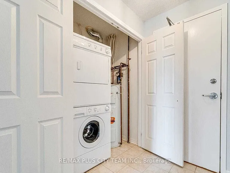 94 Aspen Springs Dr #201 — Photo 11