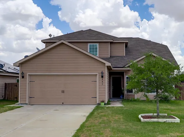 952 Lake View Cir W, Brookshire, TX 77423