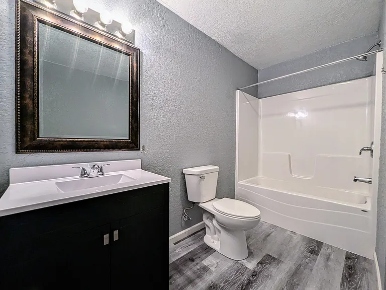 1319 B Ave W #26 — Photo 8