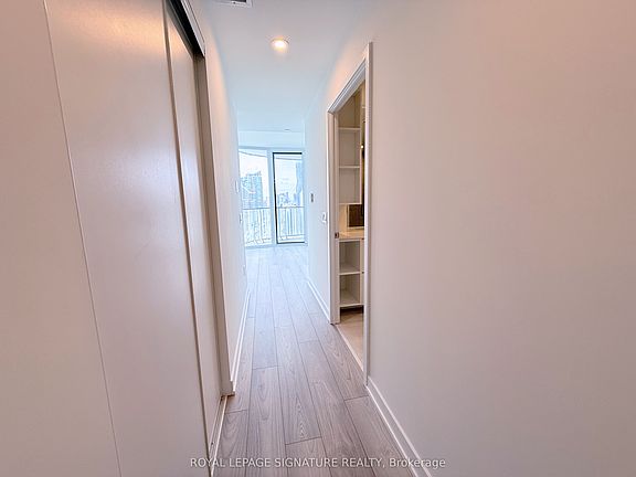 2nd image of 1 Fairview Rd E #1309