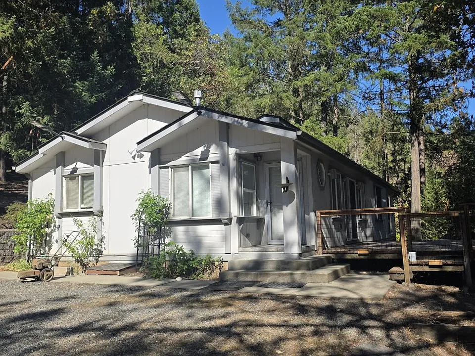 11020 N Applegate Rd
