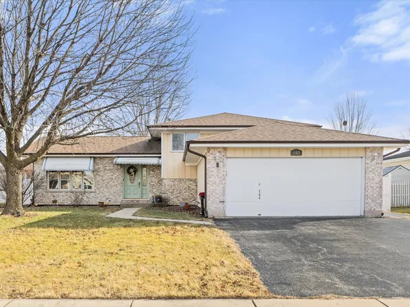 16425 Edgewood Dr, Plainfield, IL 60586