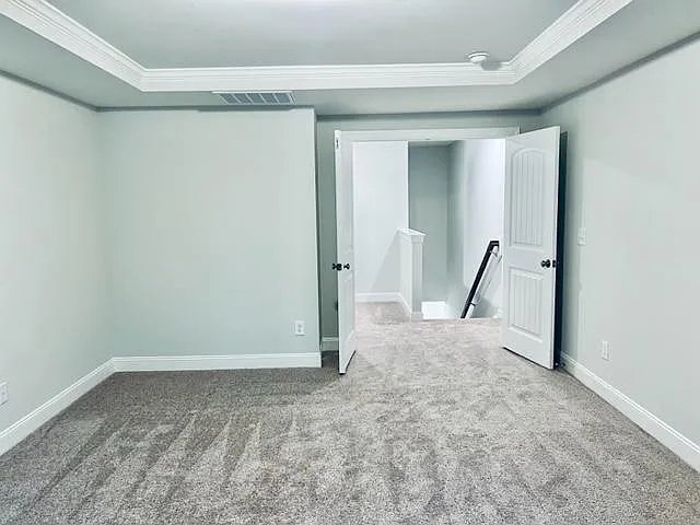 2125 Seneca Dr — Photo 22