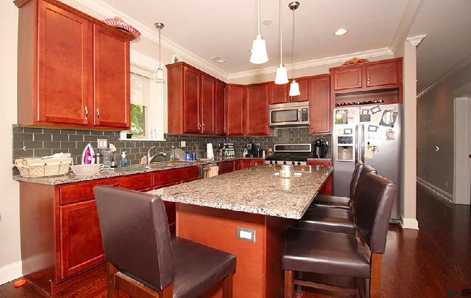 1st image of 3514 N Wilton Ave #3M