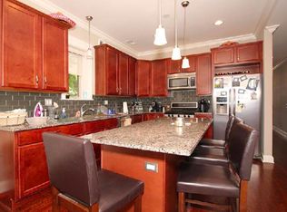 3514 N Wilton Ave #3M, Chicago, IL 60657