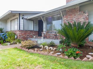 3430 Panorama Dr, Redding, CA 96003