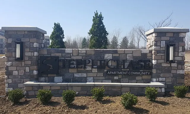 Steeplechase Apartments — Photo 35