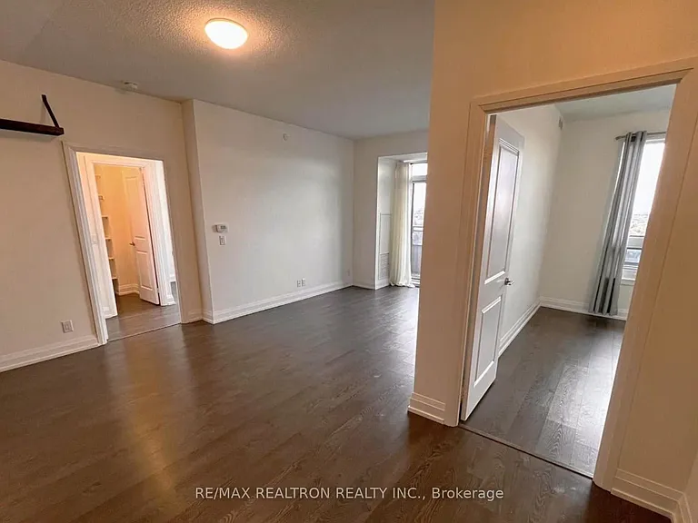 7890 Bathurst St #1601 — Photo 13