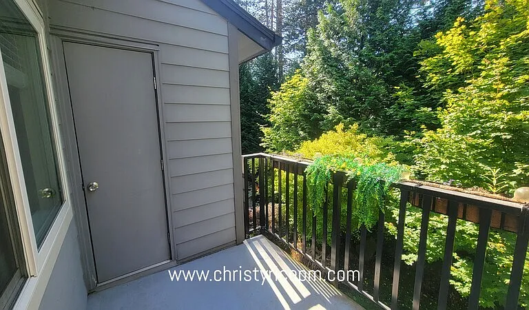 11109 NE 124th Ln #B208 — Photo 4
