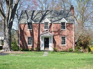 425 E Columbia St, Falls Church, VA 22046