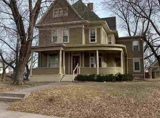 1524 Grandview Blvd, Sioux City, IA 51103