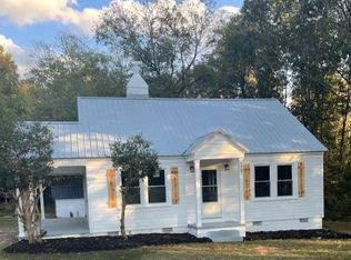 1707 McCormick Hwy, Greenwood, SC 29646