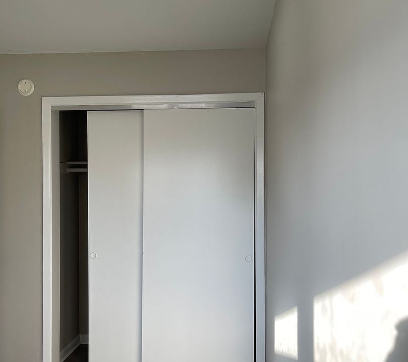 2901 Elisha Ave Apartment Rentals Zion, IL Zillow