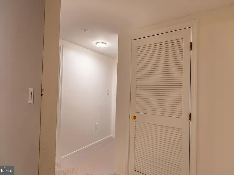 2403 Baikal Loop — Photo 14