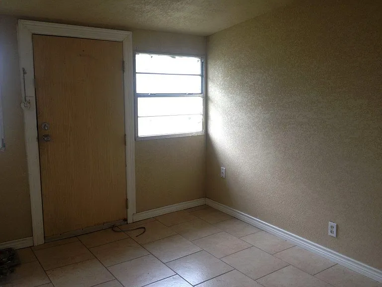 4611 Cline Rd — Photo 5
