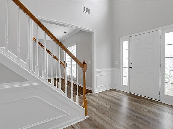 3rd image of 2780 School Side Way