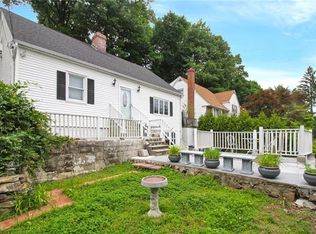 12 Dogwood Dr, Scarsdale, NY 10583