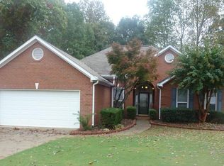 825 Fairview Club Cir, Dacula, GA 30019