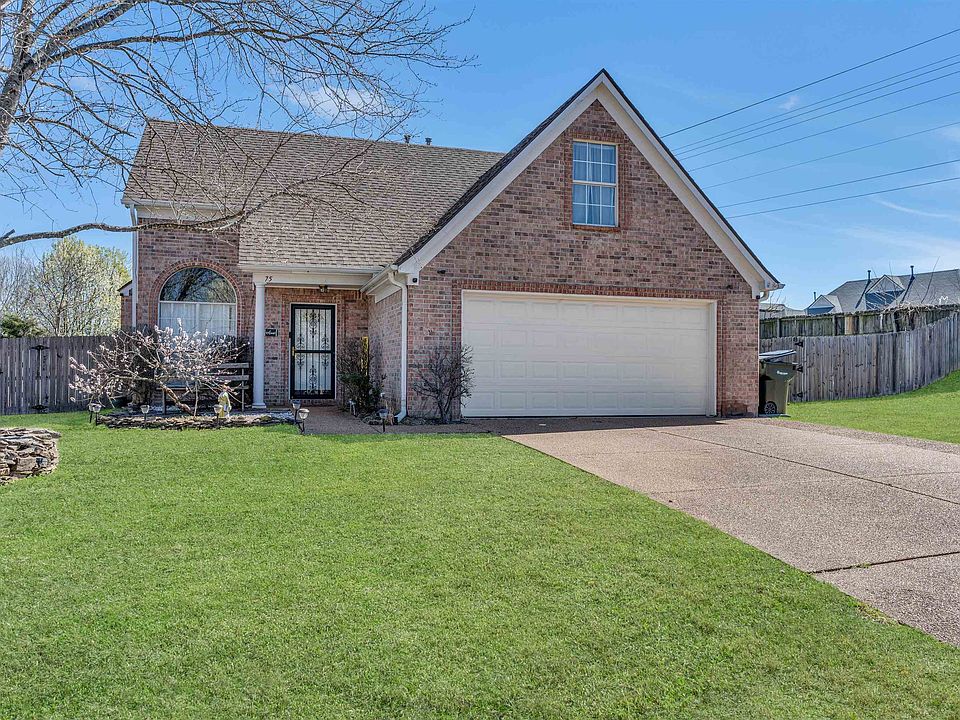 1st image of 75 Clear Springs Dr
