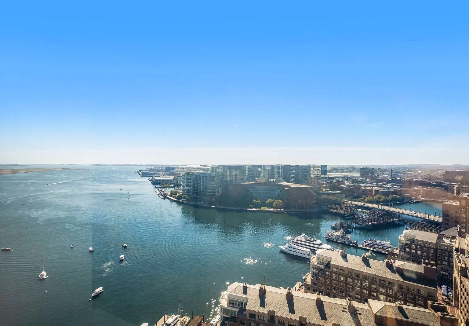 1 bed, 1.0 bath, 870 sqft, $3,000 — Photo 3