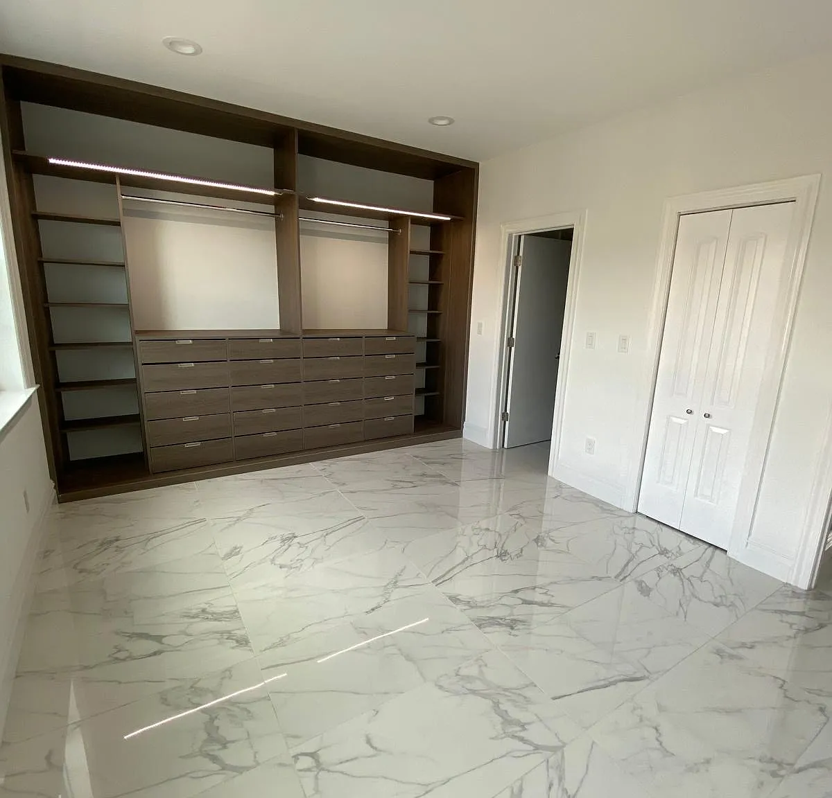 3 bed, $3,500 — Photo 4