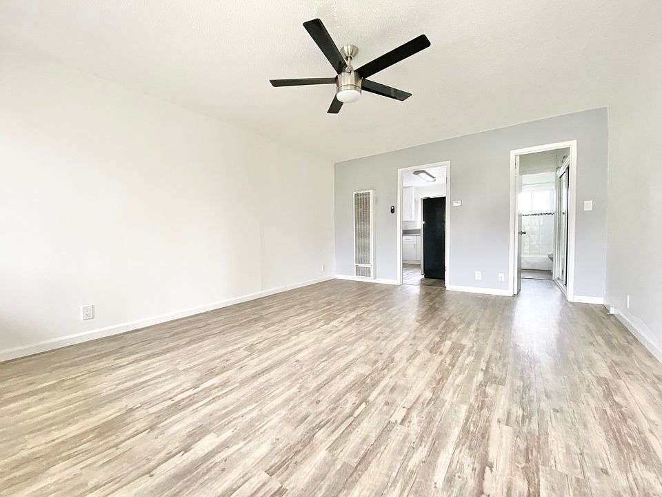1st image of 345 S Westlake Ave #27A