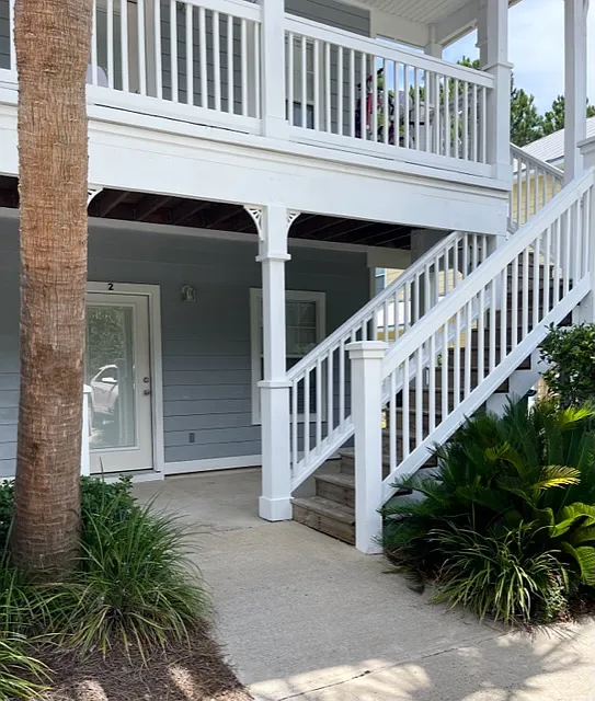 3 bed, $1,900 — Photo 2
