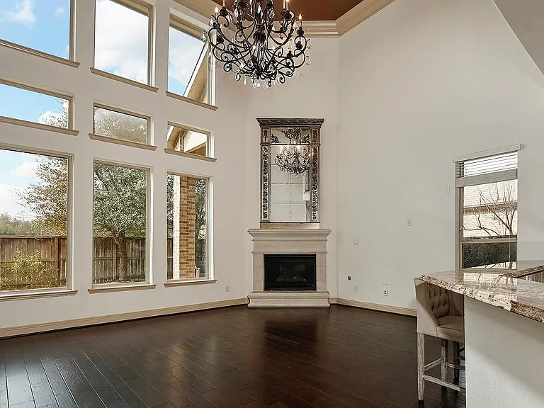 27 Tioga Pl — Photo 10