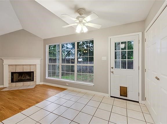 70399 8th St. Covington, LA  70433 - Dining space and backyard access