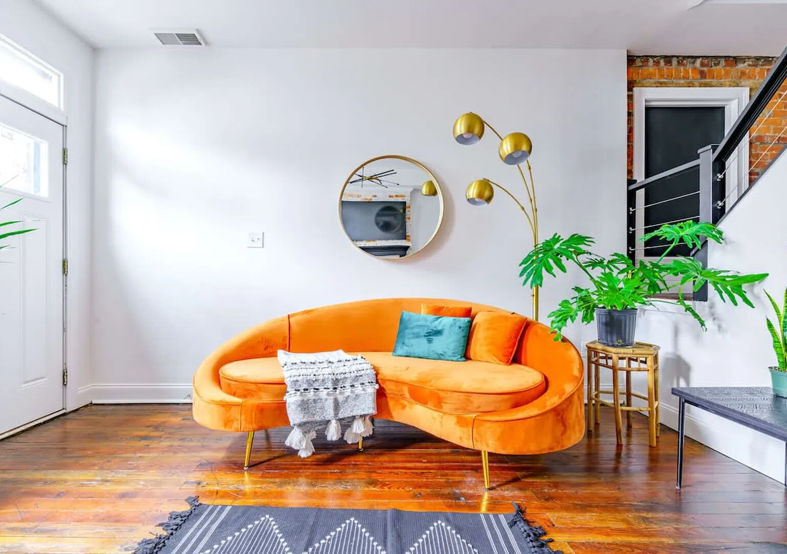 Urban Jungle by Jungle House | Downtown & Short North | Free Parking — Photo 4