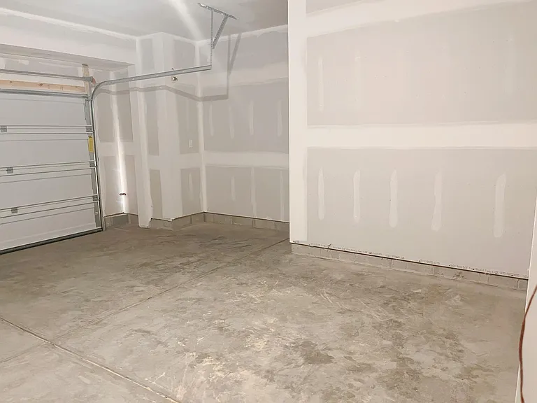 1630 Lewes Castle Dr — Photo 29