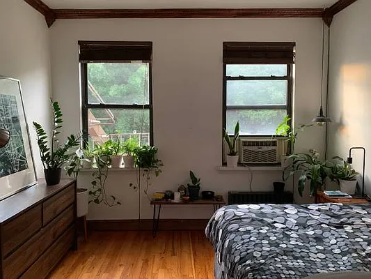 Rented by Apple Exclusive Realty Inc | media 35