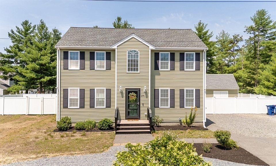 1st image of 264 Charge Pond Rd