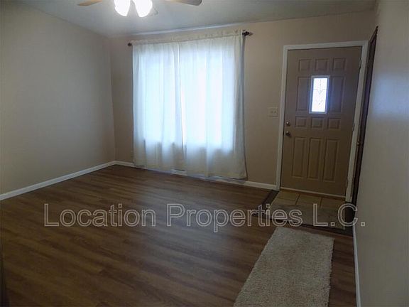 5th image of 2737 Ponderosa Dr
