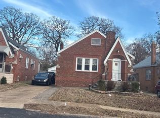 9016 Rosemary Ave, Saint Louis, MO 63123