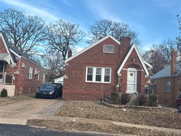 9016 Rosemary Ave, Saint Louis, MO 63123